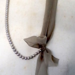Chiffon ribbon grey pearl necklace